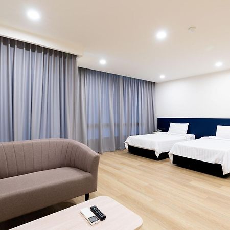 Ca Hotel And Residence Phuket - Sha Extra Plus Exterior foto