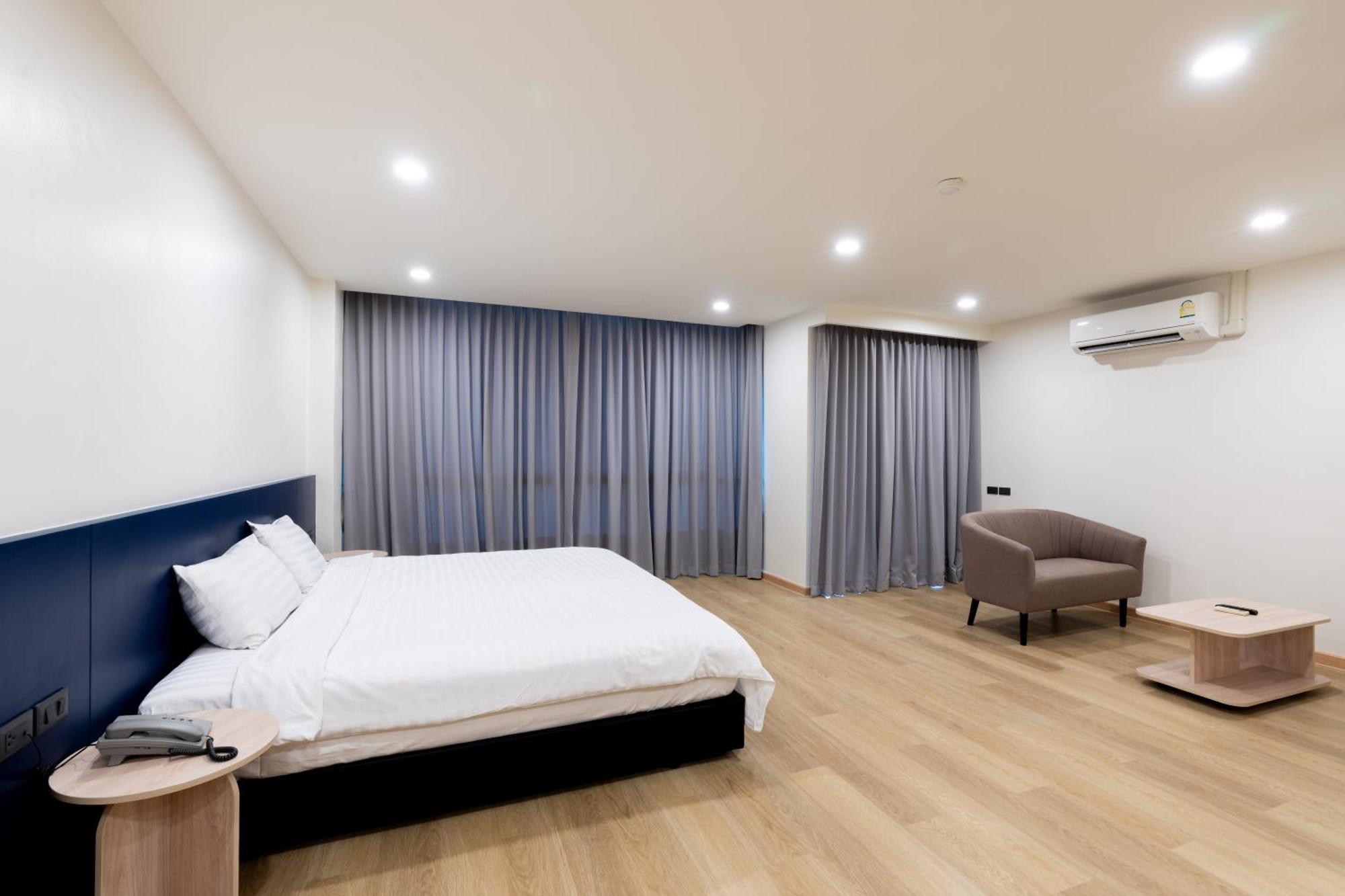 Ca Hotel And Residence Phuket - Sha Extra Plus Exterior foto