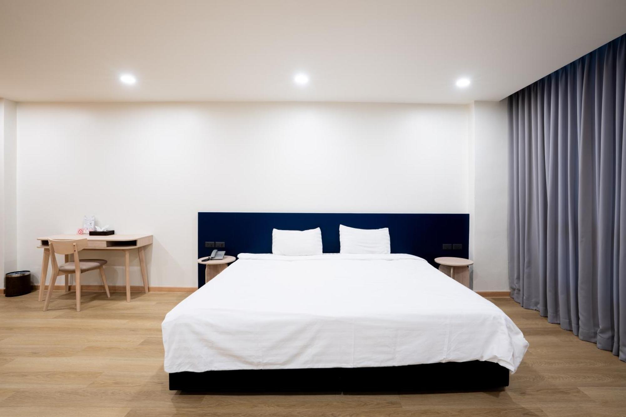 Ca Hotel And Residence Phuket - Sha Extra Plus Exterior foto