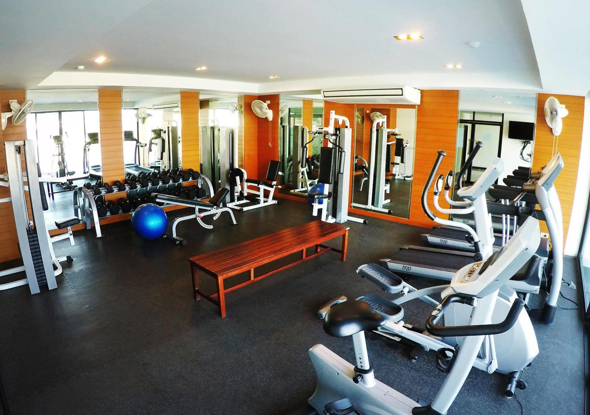 Ca Hotel And Residence Phuket - Sha Extra Plus Exterior foto